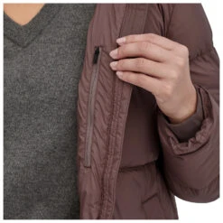 Patagonia Women's Silent Down Long Parka - Mantel 13 Patagonia Women's Silent Down Long Parka - Mantel -Skiausrüstungs Geschäft patagonia womens silent down long parka mantel detail 5